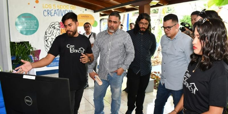Nuevos talentos tecnológicos presentan prototipos de proyectos en la “Expo Innovación Digital”