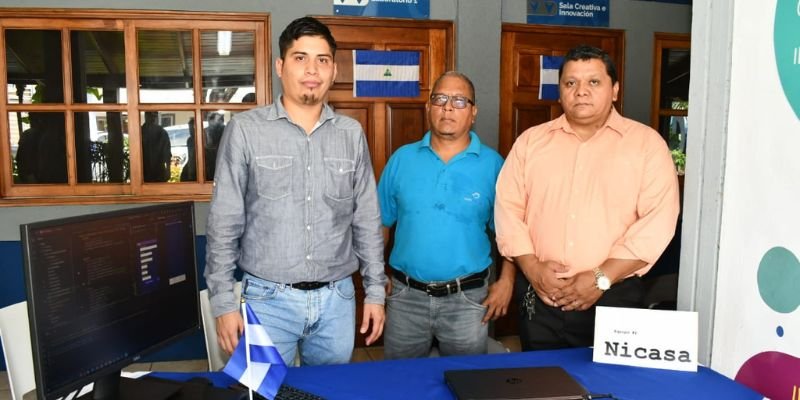 Nuevos talentos tecnológicos presentan prototipos de proyectos en la “Expo Innovación Digital”