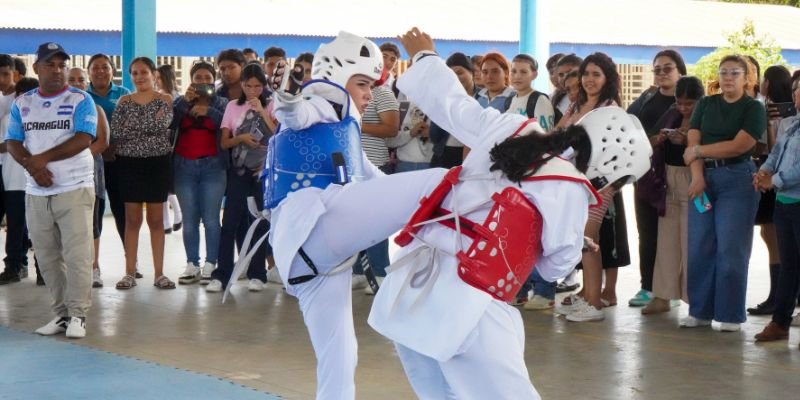 Mujeres protagonistas brillan en Festival Nacional de Deportes de Combate