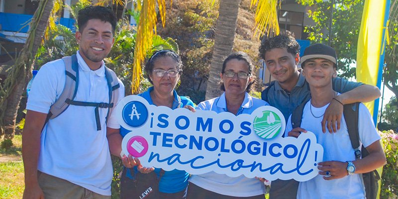 Granada celebra el Festival Tecnológico con demostraciones de equipamientos