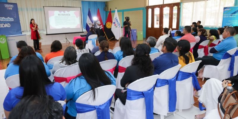 Con 20 Festivales Departamentales de Innovación Pedagógica el Sistema Educativo Nacional celebra las fiestas patrias