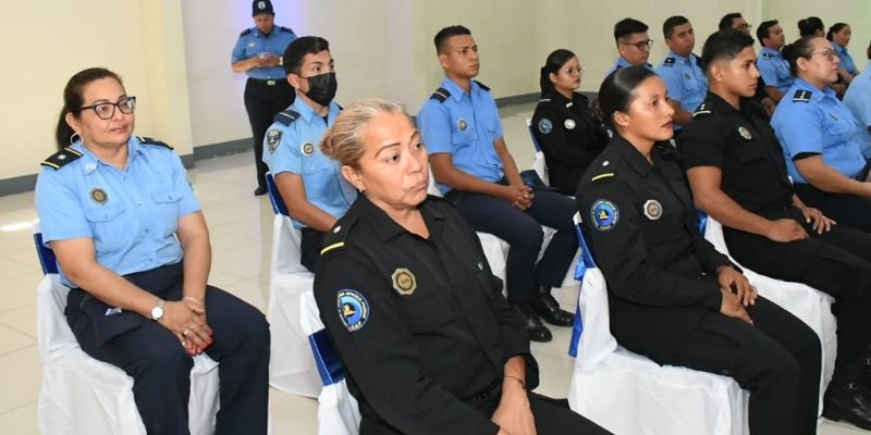 INATEC entrega certificados a Policías que finalizaron Programa de Formación “Angelita Morales Avilés”