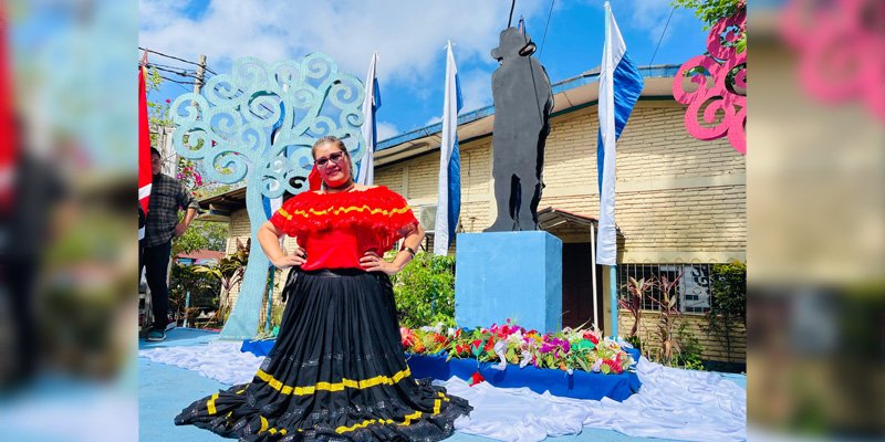 Entregan “Una flor para Sandino” en el Centro Tecnológico Ernst Thalmann Jinotepe