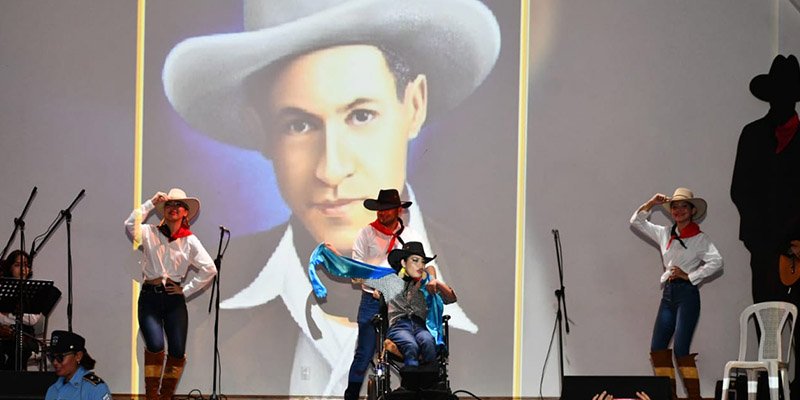 Gala Departamental a la Paz: Celebrando con Orgullo el Talento Esteliano