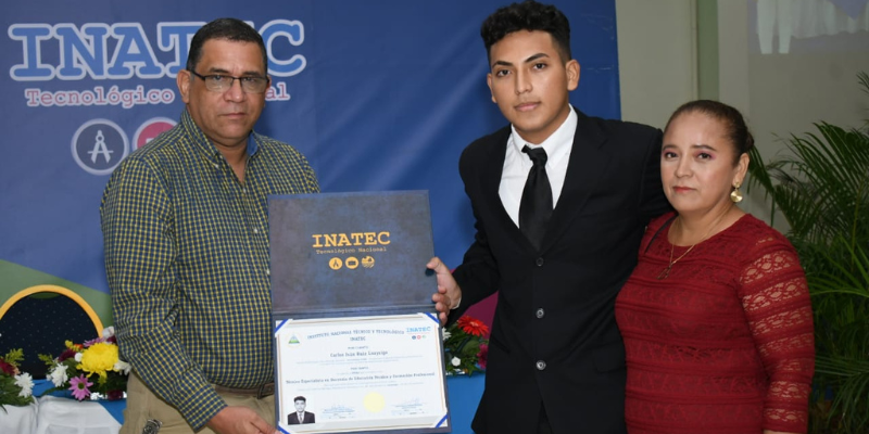 Graduación maestros de la Educación Técnica y facilitadores de la Formación ProfesionalGraduación maestros de la Educación Técnica y facilitadores de la Formación Profesional