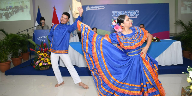 Graduación maestros de la Educación Técnica y facilitadores de la Formación Profesional