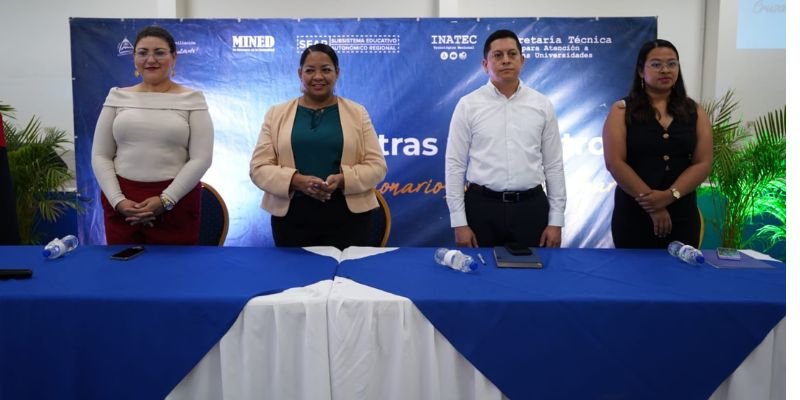 Más de 200 maestros fortalecen la  enseñanza del inglés en Nicaragua