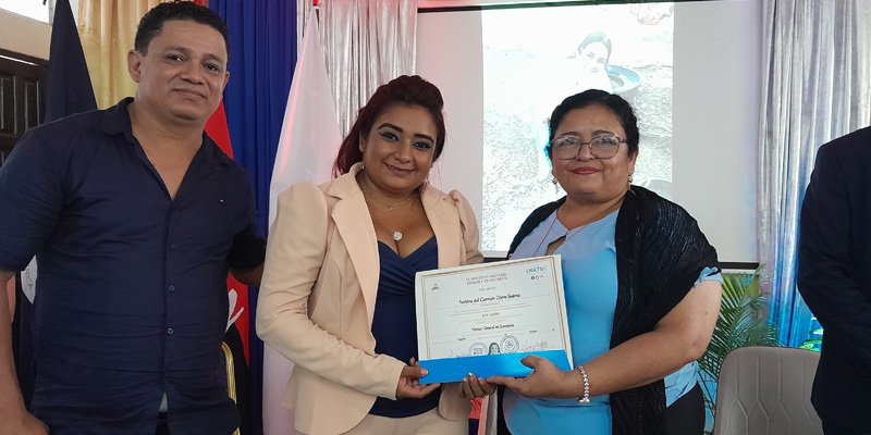 Celebran graduación de Técnico Profesionales en Agronomía y Zootecnia