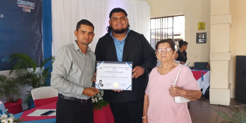 Jinotepe realiza la 6ta Graduación de Técnicos Especialistas en Docencia de la Educación Técnica y Formación Profesional