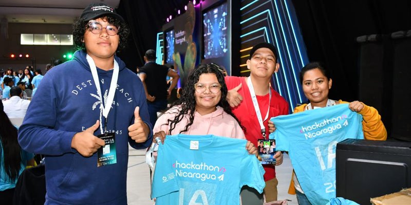 Primer día Hackathon Nicaragua 2023,  Inteligencia Artificial para la educación y el desarrollo humano