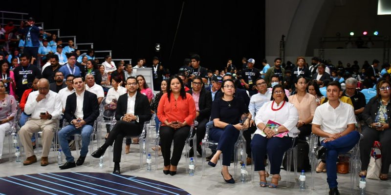 Primer día Hackathon Nicaragua 2023,  Inteligencia Artificial para la educación y el desarrollo humano