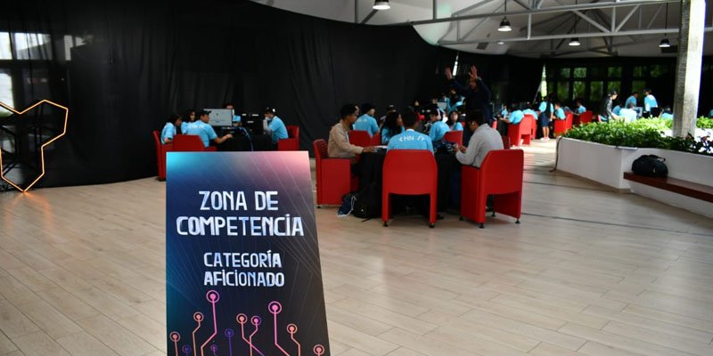 Primer día Hackathon Nicaragua 2023,  Inteligencia Artificial para la educación y el desarrollo humano
