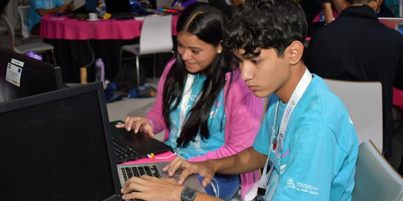 Primer día Hackathon Nicaragua 2023,  Inteligencia Artificial para la educación y el desarrollo humano