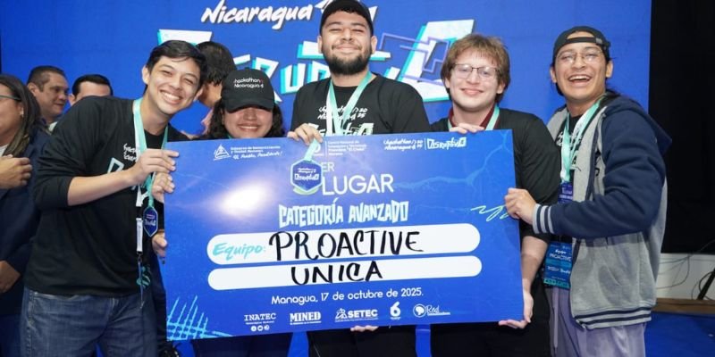 Hackathon Nicaragua Disruptivo 2025:  Tecnología al servicio de la humanidad