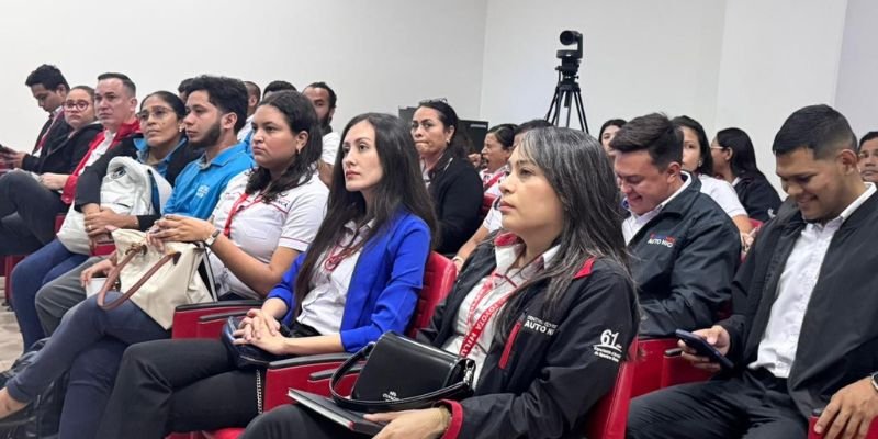 Hackathon Nicaragua Disruptivo 2025:  Tecnología al servicio de la humanidad