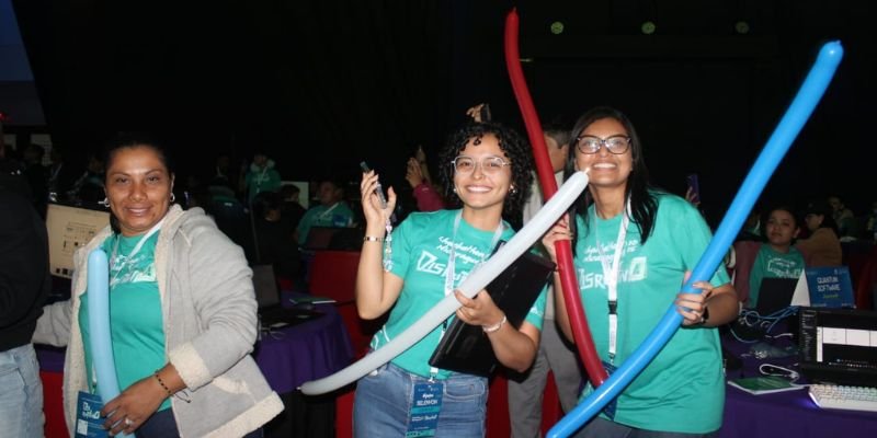 Hackathon Nicaragua Disruptivo 2025:  Tecnología al servicio de la humanidad