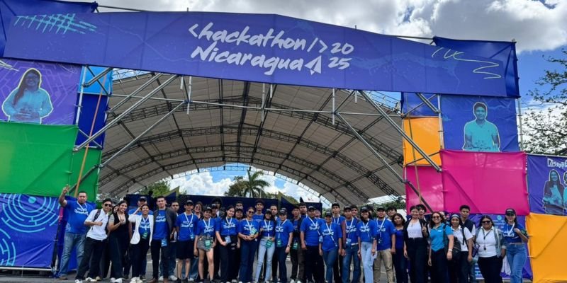 Hackathon Nicaragua Disruptivo 2025:  Tecnología al servicio de la humanidad