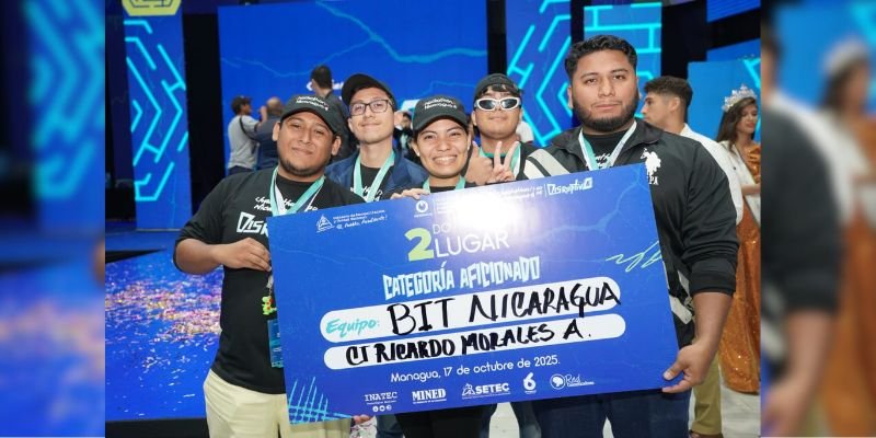 Hackathon Nicaragua Disruptivo 2025:  Tecnología al servicio de la humanidad