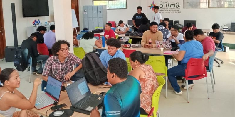 Hackathon Nicaragua 2025 reúne 1,500 mentes creativas para innovar en educación, salud, turismo y agropecuario