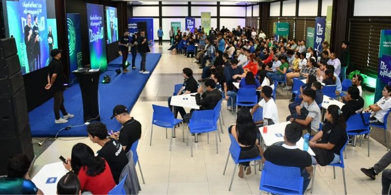 Hackathon Nicaragua 2025 reúne 1,500 mentes creativas para innovar en educación, salud, turismo y agropecuario