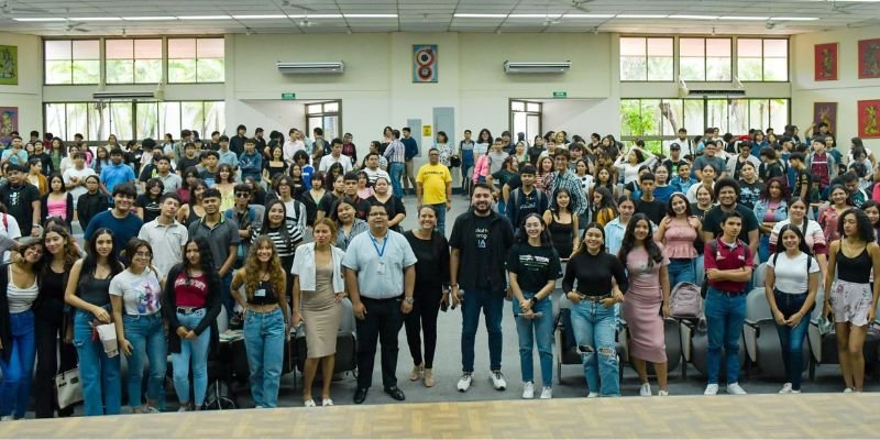 Hackathon Nicaragua 2025 reúne 1,500 mentes creativas para innovar en educación, salud, turismo y agropecuario