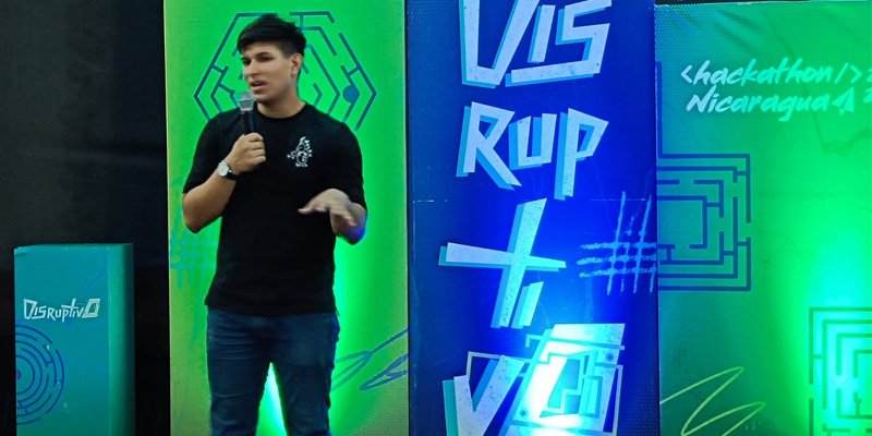 Éxito Caribeño en Bilwi: Ideathon impulsa a la juventud  hacia el Hackathon Nicaragua 2025