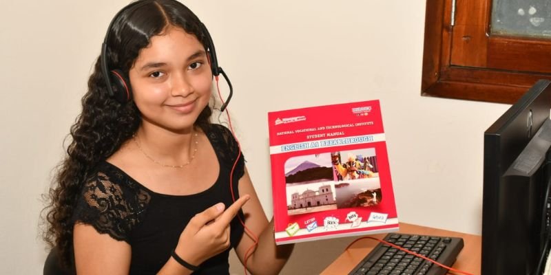 En alegría y victoria, Chinandega inaugura un nuevo  Centro Tecnológico de Idiomas