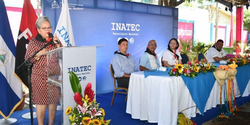 En alegría y victoria, Chinandega inaugura un nuevo  Centro Tecnológico de Idiomas