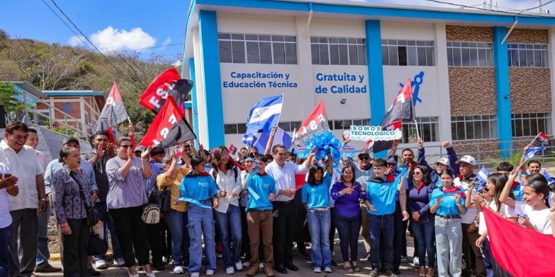 Inauguran Centro Tecnológico “Niños Héroes” En Matagalpa