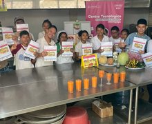 Inclusión y aprendizaje: protagonistas de educación especial destacan en curso de batidos nutritivos