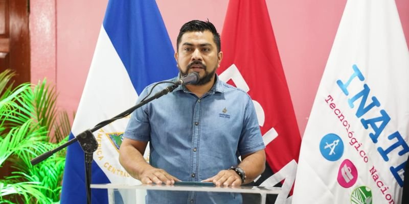 Más de 600 maestros del Mined e Inatec inician formación como Técnicos Especialista en Didáctica del Idioma Inglés