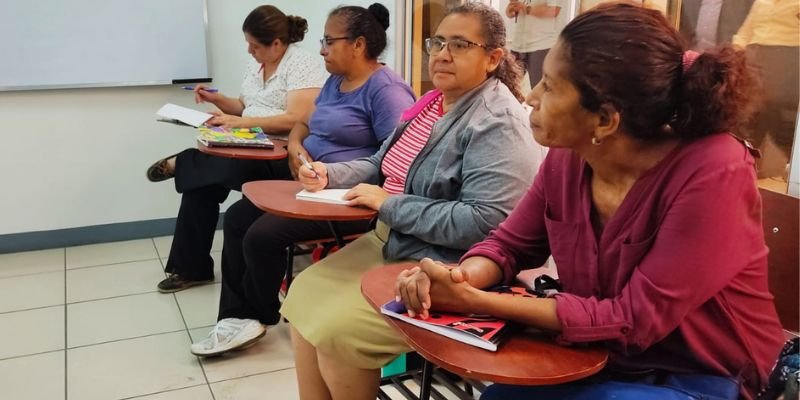 Estudiantes del Centro Nacional de Desarrollo del Talento Creativo Nieves Cajina.