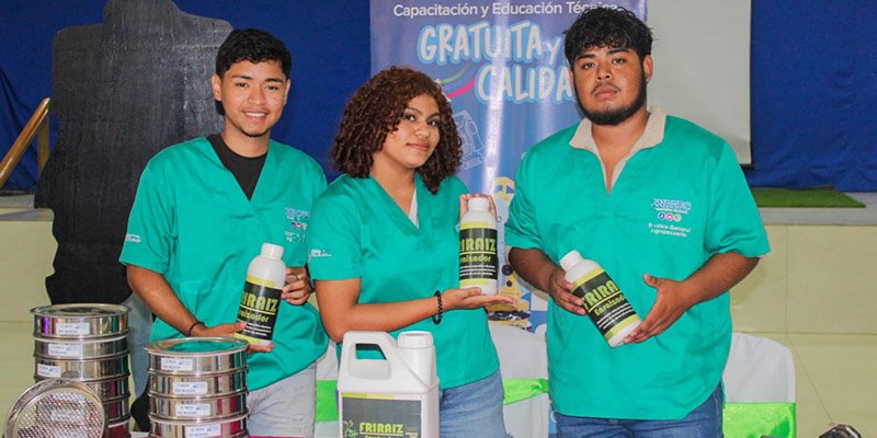 Del Aula a la Innovación: Vive la Experiencia de  INNOVATEC 2025