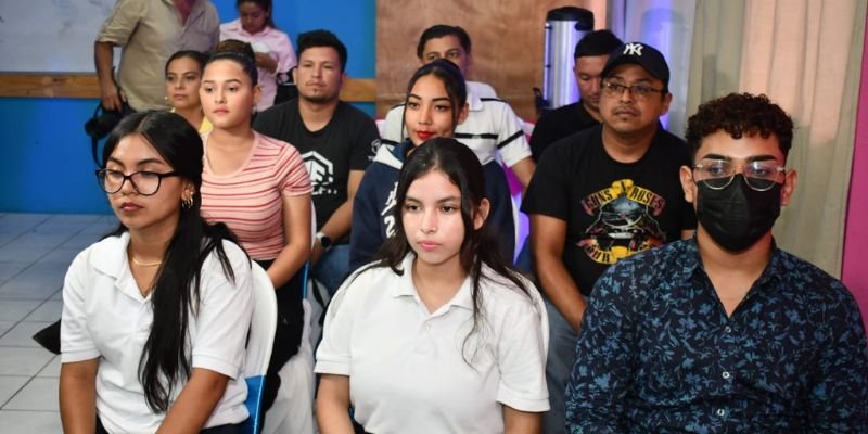 Edición 2024 de Programa de Evaluación y Certificación en Competencias del Idioma Inglés