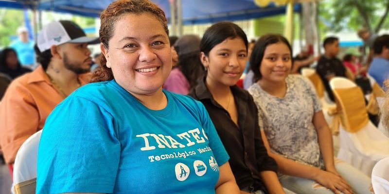 "Compartiendo lo Aprendido": Estudiantes Técnicos ponen sus conocimientos al servicio de las mascotas