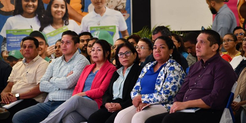 Presentan Estrategia Nacional de Educación “Bendiciones y Victorias”
