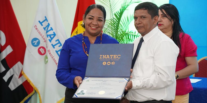 Nueva Generación de Maestros Especialistas en Tecnología Educativa