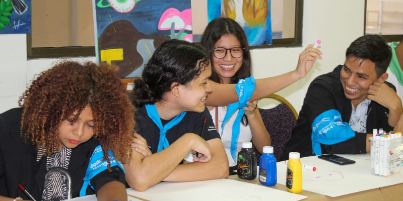 Segundo Taller Creativo Ideathon Managua