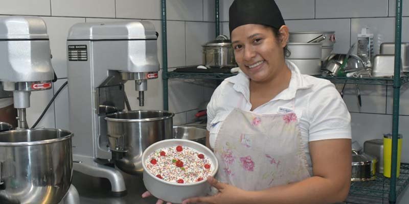 Centro Tecnológico de Hotelería y Turismo Nelly Flor de Pino desarrolla Master Class en rescate de platillos de cuaresma