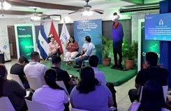 Mesa redonda: Tecnología y una nueva forma de conocer la historia