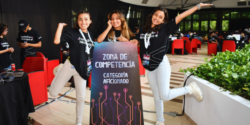 Hackathon 2024: Un recuento de los equipos inscritos, un vistazo a las mujeres tecnológicas
