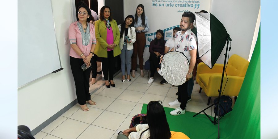 Acto de Inauguración del Centro Nacional de Desarrollo del Talento Creativo "Nieves Cajina"