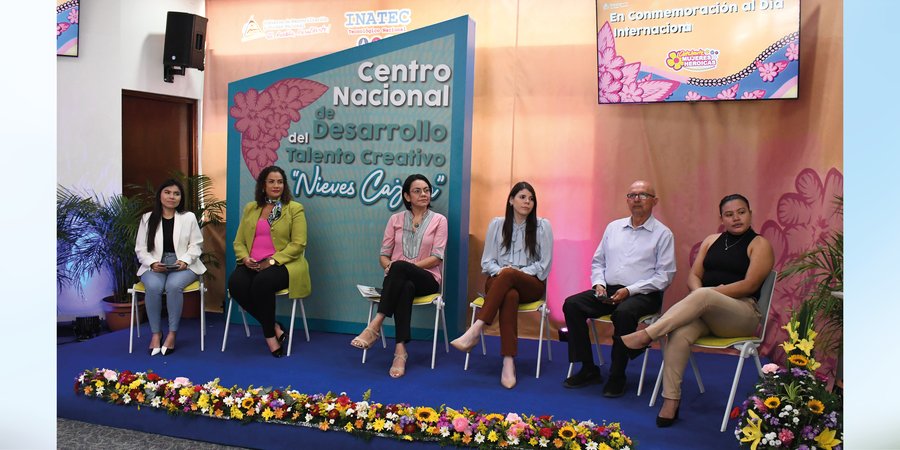 Acto de Inauguración del Centro Nacional de Desarrollo del Talento Creativo "Nieves Cajina"