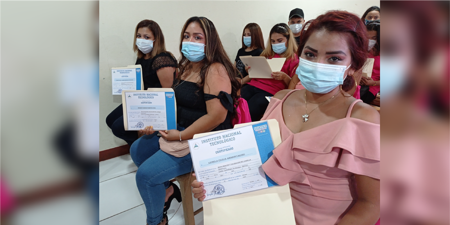 Nuevos egresados de la Escuela Municipal de Oficio de la Concepción, Masaya
