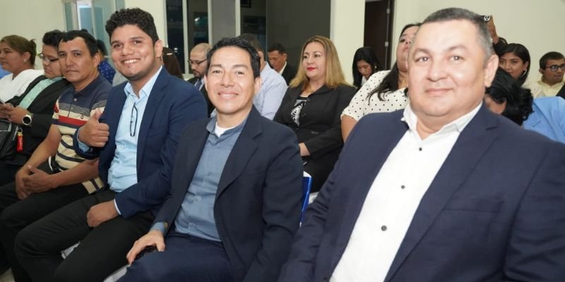 “Formar para transformar: historias de  orgullo y compromiso en la educación técnica”