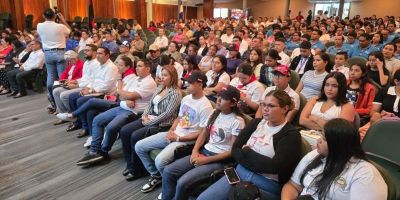 Sistema Educativo Nacional presenta la 8va edición de la Revista Índice Nicaragua, exaltando la Identidad Nacional y el Orgullo Patrio