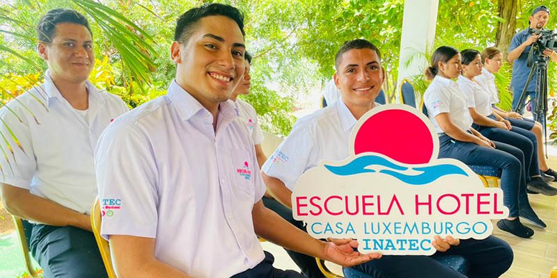 Estudiantes de INATEC realizan pasantías en la Escuela Hotel Casa Luxemburgo durante la Semana de las Fiestas Patrias