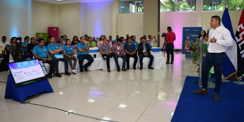 Maestras y maestros del Sistema Educativo Nacional se capacitan en prevención de Ciberdelitos en el entorno educativo