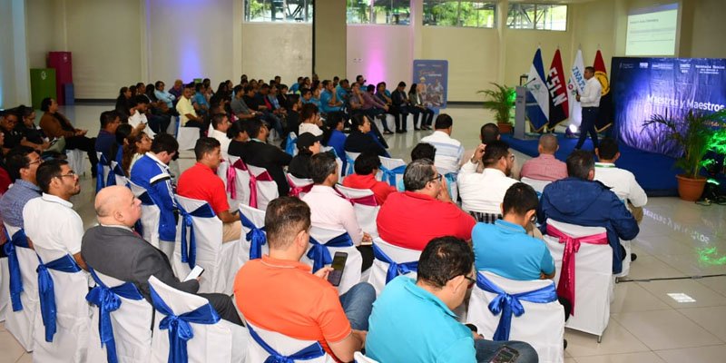Maestras y maestros del Sistema Educativo Nacional se capacitan en prevención de Ciberdelitos en el entorno educativo