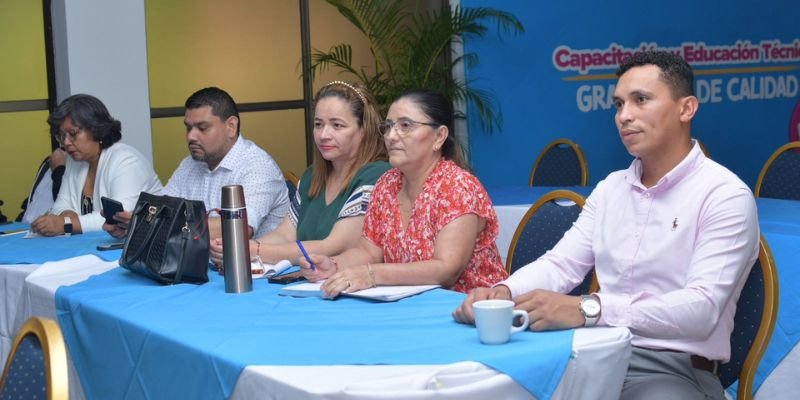 EN FORTALECIMIENTO DE LA EDUCACIÓN TÉCNICA